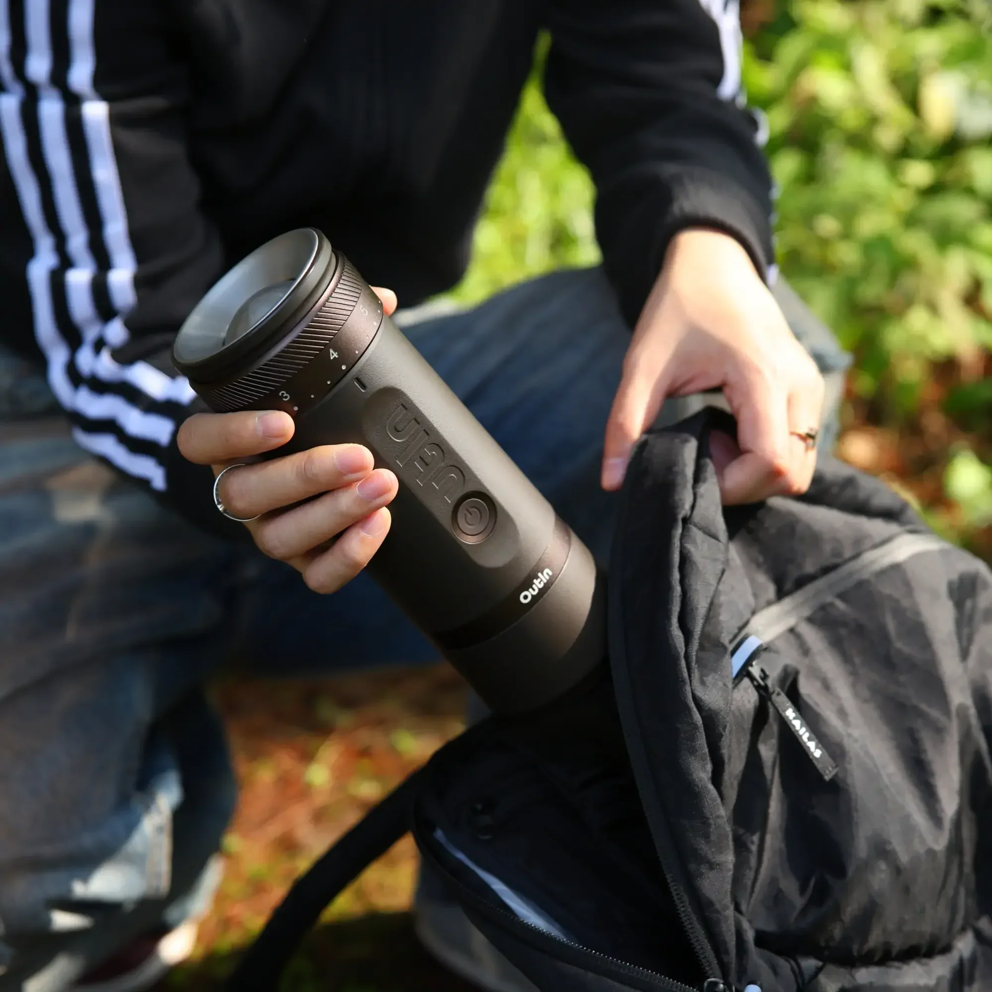 OutIn Fino Portable Electric Coffee Grinder - Image 11
